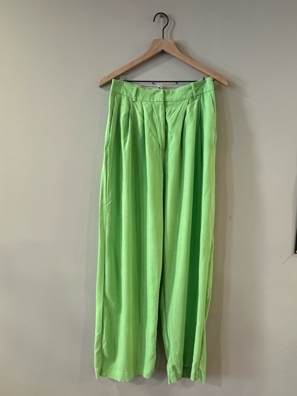 Linen Blend Wide-Leg Suit Pants - Picture 2 of 5